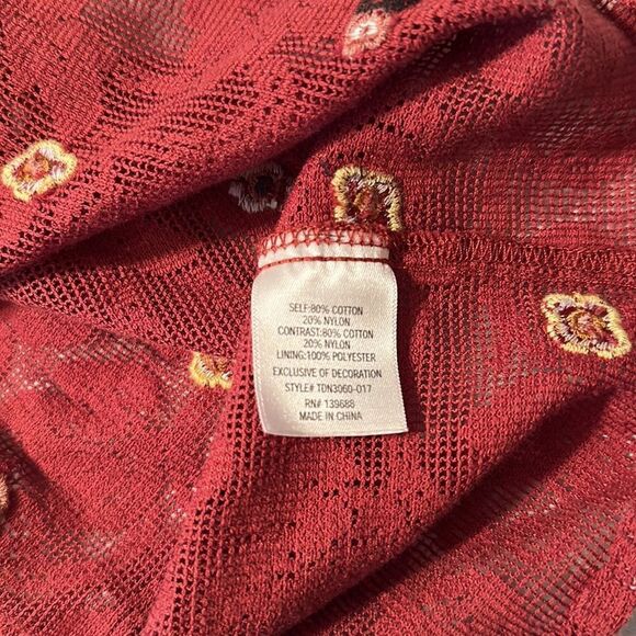 Francesca’s S mi ami Burgundy Sleeveless Lace Embroidered Tiered Prairie Dress - Picture 4 of 14